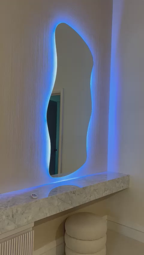 Boogie Mirror